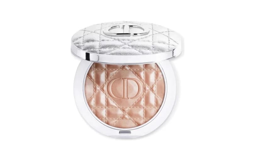 Dior Forever Glow Luminizer - 02 1.847tl (6 Ayın En Düşük Fiyatı)