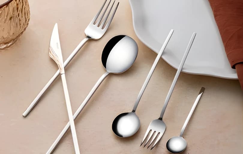 Emsan Zeus 72 Parça 12 Kişilik Çatal Kaşık Bıçak Takımı (Lüks Kutulu) 2.973,30 TL 6 Ayın En Düşük Fiyatı!