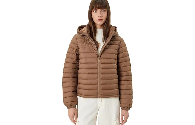 Koton Kadın Kapüşonlu Şişme Mont 361 TL